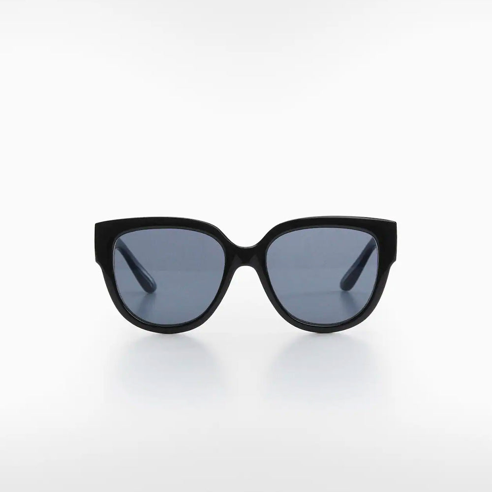 Retro style sunglasses